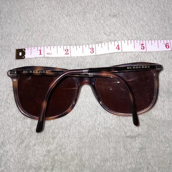 Burberry sunglasses frames! - Picture 5 of 5
